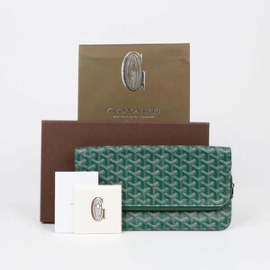 ✨🛍️ Goyard Green Saint Marie MM Flap Clutch